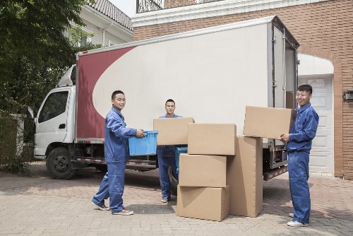 Removal truck hire service for local moves in North Finchley