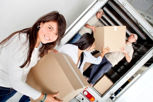 Small business removals and transport service in Northfinchley